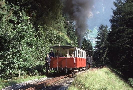 Achenseebahn_train_with_one_car