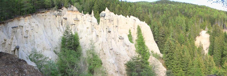 Zemní pyramidy Platten