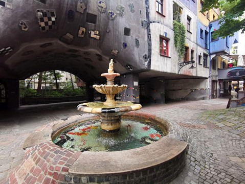 Hundertwasserhaus