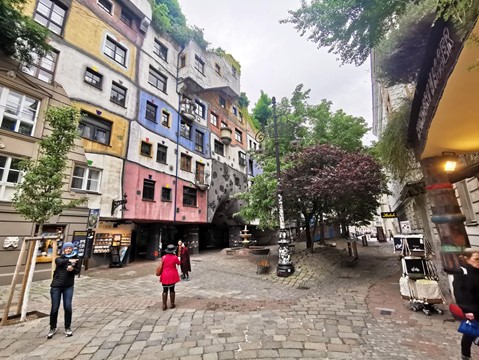 Hundertwasserhaus