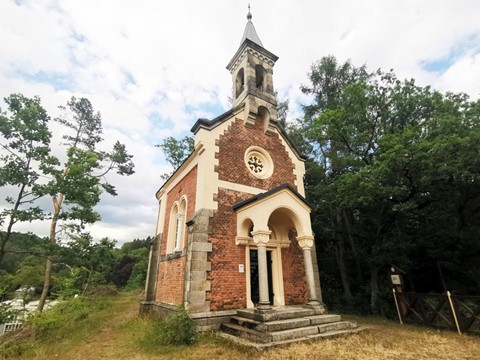 Mattoniho stezka Kyselka